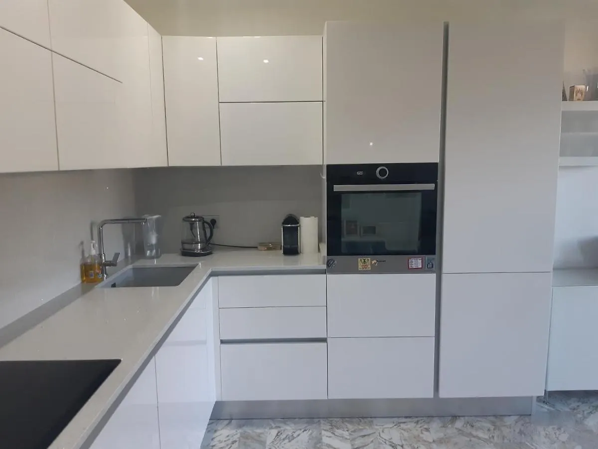 Residence Climatisee, Belle Vue, 5Min De La Plage. Roquebrune-Cap-Martin